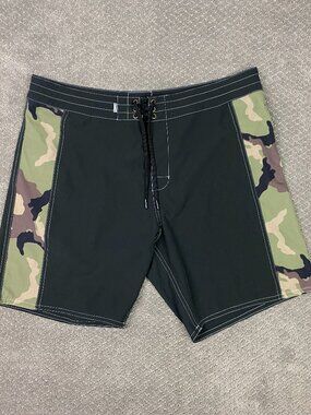 Birdwell Beach Britches Board Shorts Boardshorts Mens 36 Black Camo Swim Trunks